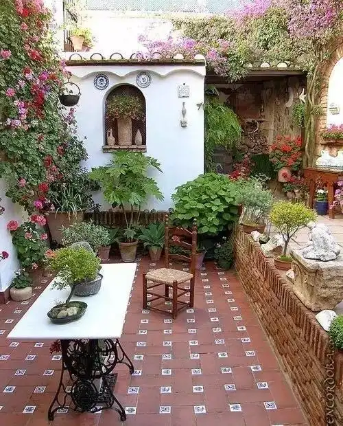 欧式小花园,充满小资产阶级气息