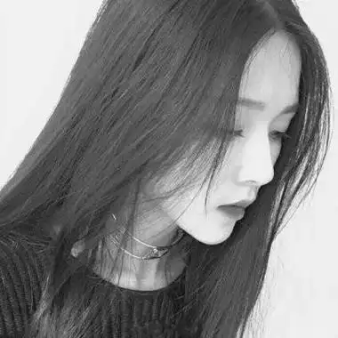 冷酷霸气女生黑白头像