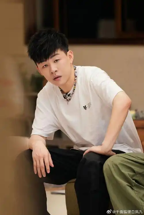 网友给胡彦斌组合起名恋与胡彦斌##胡彦斌没组合名有点着急