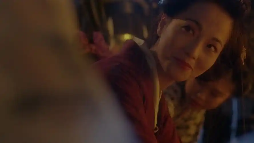 苑琼丹:"风华绝代"石榴姐,情史坎坷,与林正英凄美绝恋