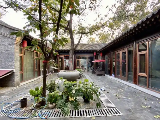 北京四合院市值5亿金碧辉煌