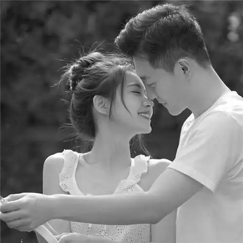 黑白男女情头图片真人