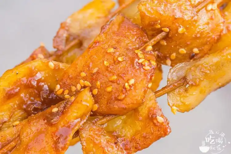 21年了,多少人堕落长肉的青春,留在了这家炸串店!