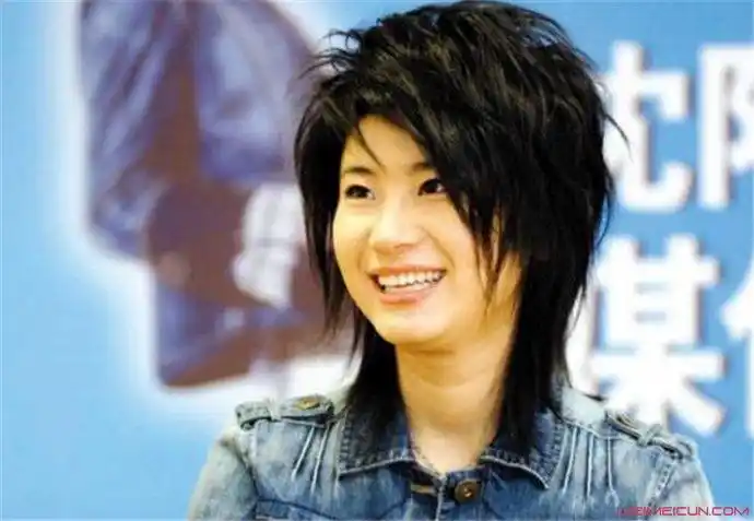 上海主持人秋林还在吗秋林主持人脑瘤是怎么回事