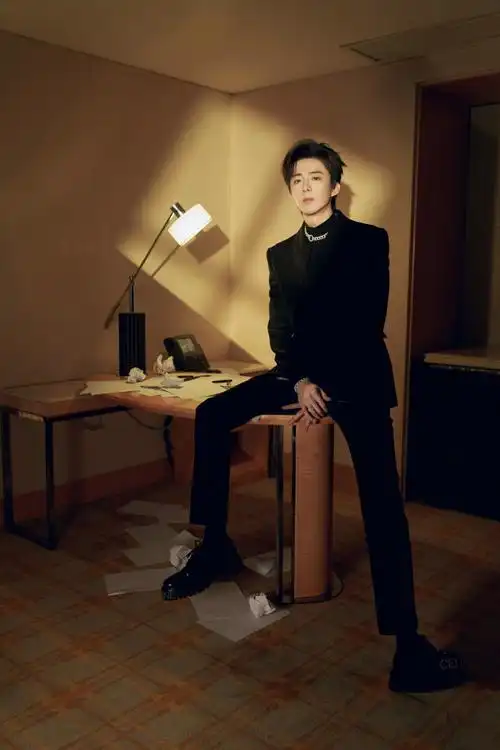 一舟之远在于宁#@摩登兄弟刘宇宁眼神锁定你#微博视界大会#一会儿见