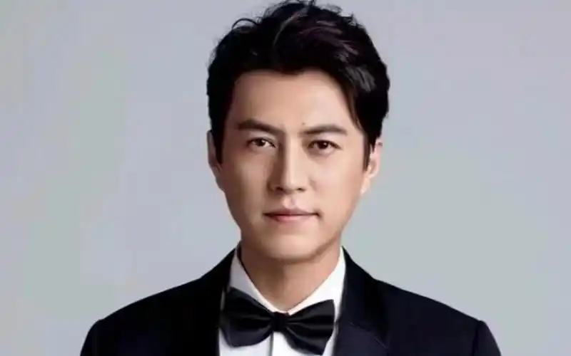 国家一级演员靳东,德艺双馨,气场十足霸气