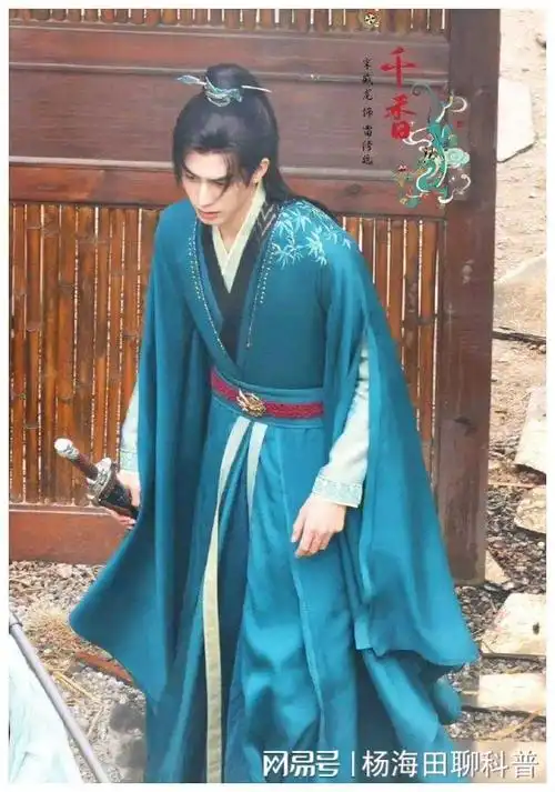 肖战搭上正午阳光杨颖傍上新大佬王一博整容翻车宋威龙嫌