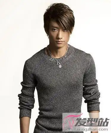 男生斜刘海发型帅气简约值得推荐男友