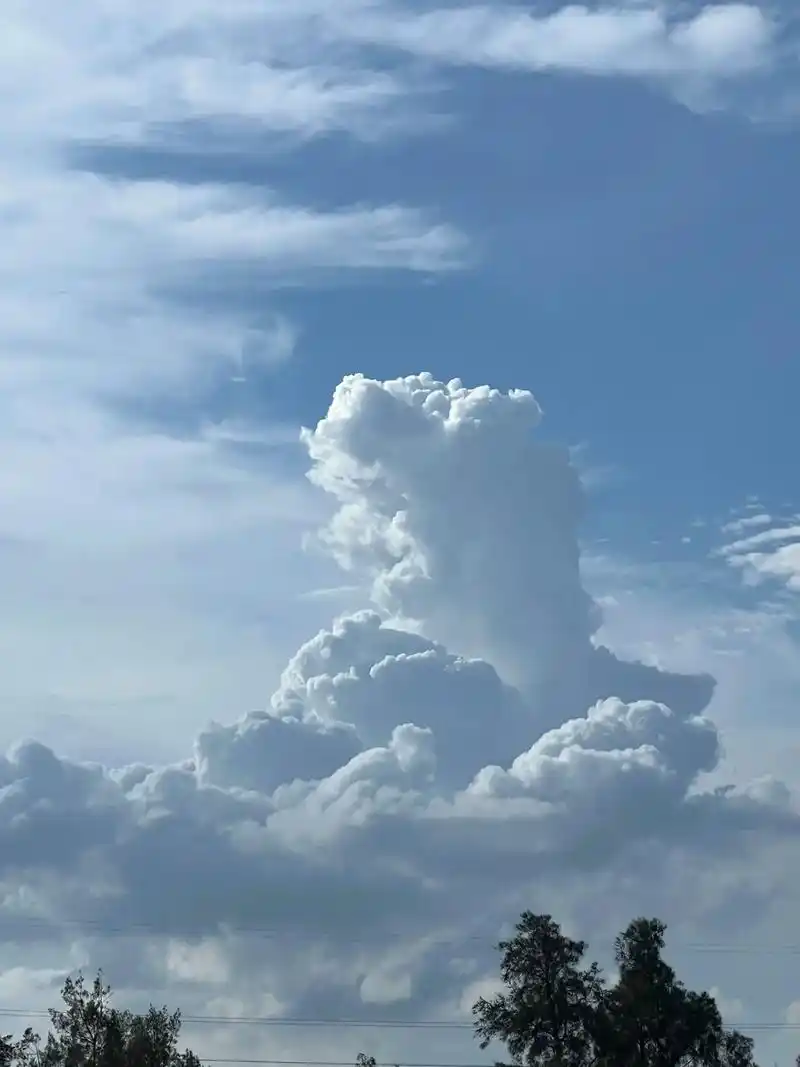 wow小恐龙999999#云朵 #原图无滤镜 - 抖音