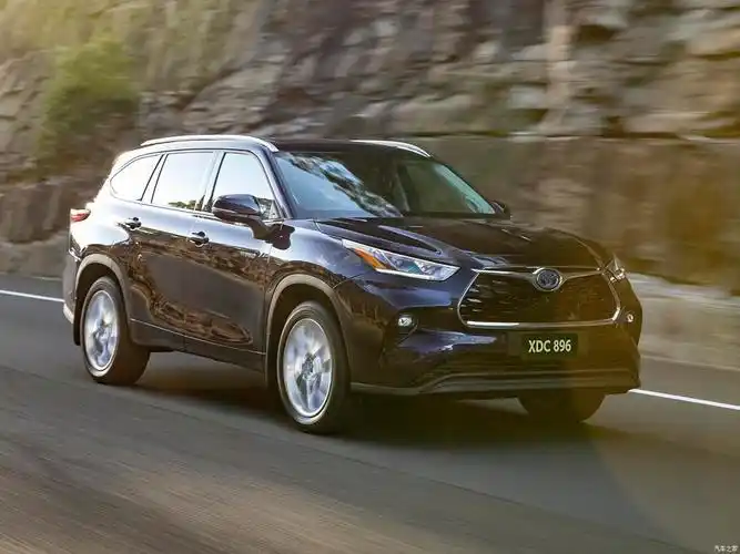 汉兰达2021款汉兰达(汉兰达2021款汉兰达七座多长)