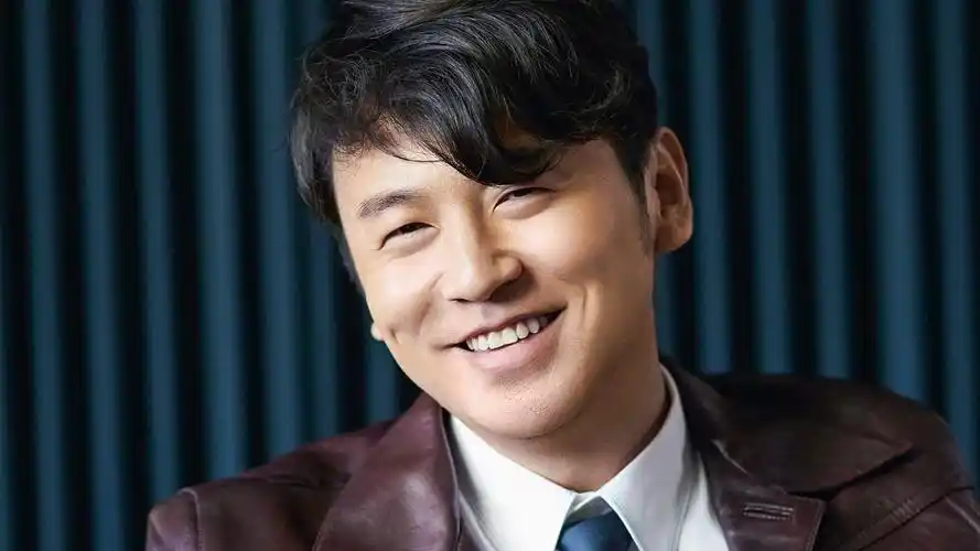 现身机场却没有粉丝接机?雷佳音无奈吐槽:粉丝放暑假回家了吗?