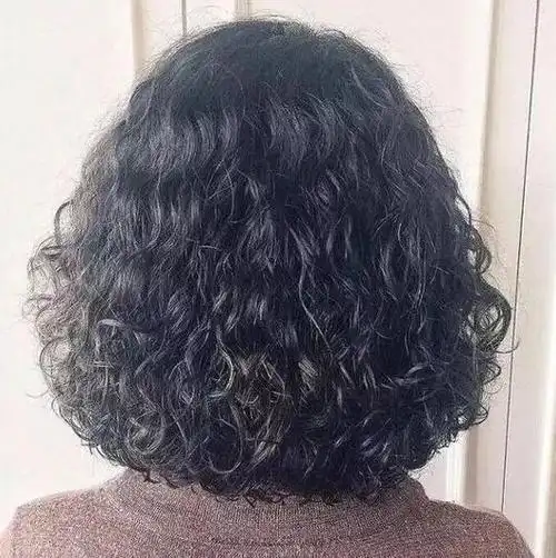 最受中年女性喜爱的小卷烫烫发20款美而优雅