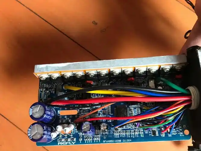 拆解阿米尼电动车控制器