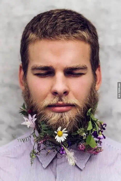 这就是国外现在最"时尚"的胡子流行.难怪现在这麼多人都为之疯狂.