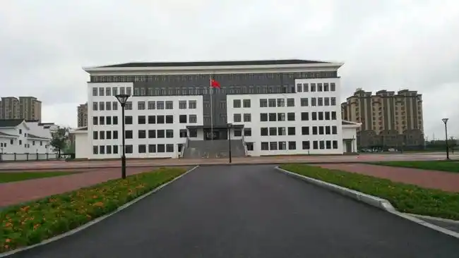 辽河油田实验中学东校区_校园展示_盘锦市教育局