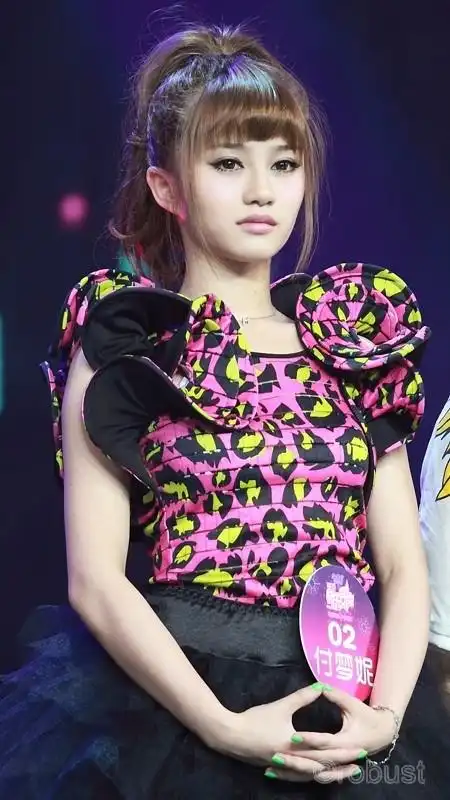 2011快乐女声舞台照