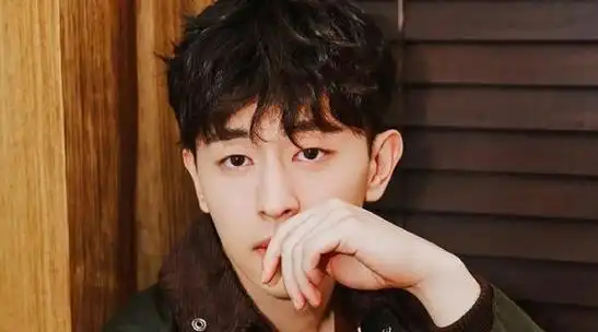 "退网"一年后,再看邓伦哪些敛财钱手段,远比你想象的高明!