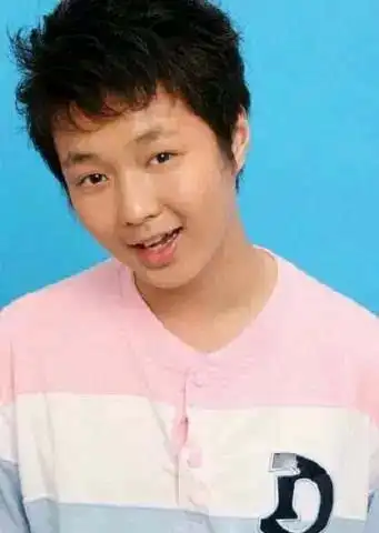 张艺兴小时候有点胖,胖起来的样子像极了海涛啊!