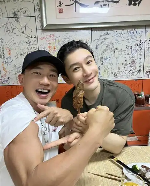 刘畊宏台湾古早男团成员娶环球小姐为妻跟周杰伦是知己