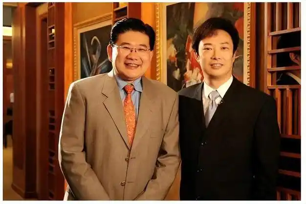 从上海第一主持人到万人嫌曹可凡为何跌落神坛