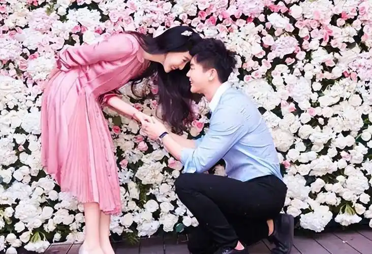 从"教刀"到心形石头再到性别歧视,李晨这一次能收拾干净吗?