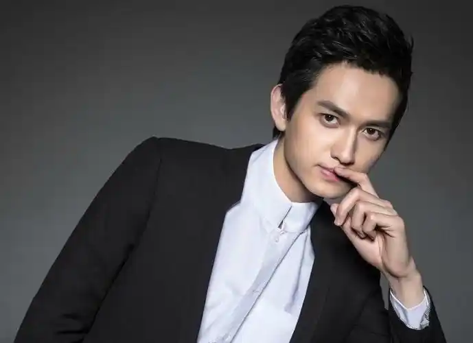 图集马可,中国内地男演员,1990年2月9日出生于河南省商丘市.