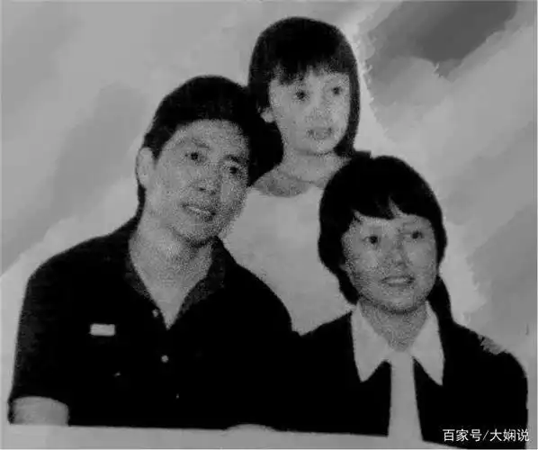 人物志//灵动的袁泉,真的就是一朵洁白的白莲花吗