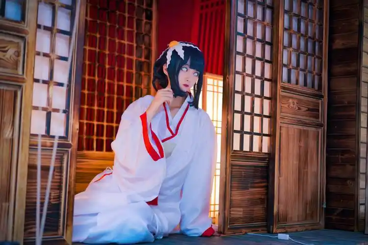 雏田白无垢cosplay