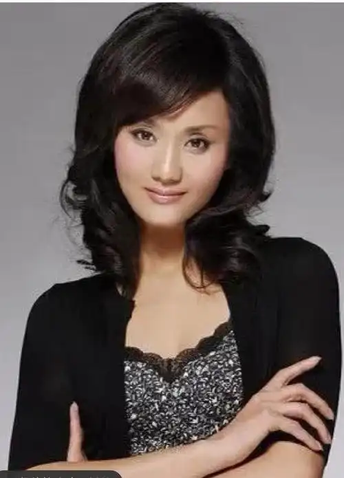 说到演员李颖,她自带贵气,演不了穷人,出道多年零绯闻,感情生活至今是