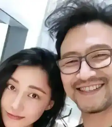 汪峰有烂福,曝光新欢内涵前几任妻子,有些人没实力却幻想着奢华生活