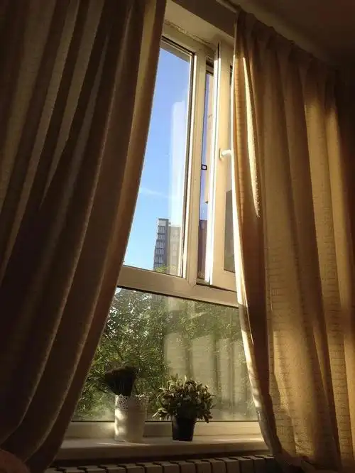 女大学生意外查出尿毒症随时都有生命危险母亲勇敢捐肾救回女儿