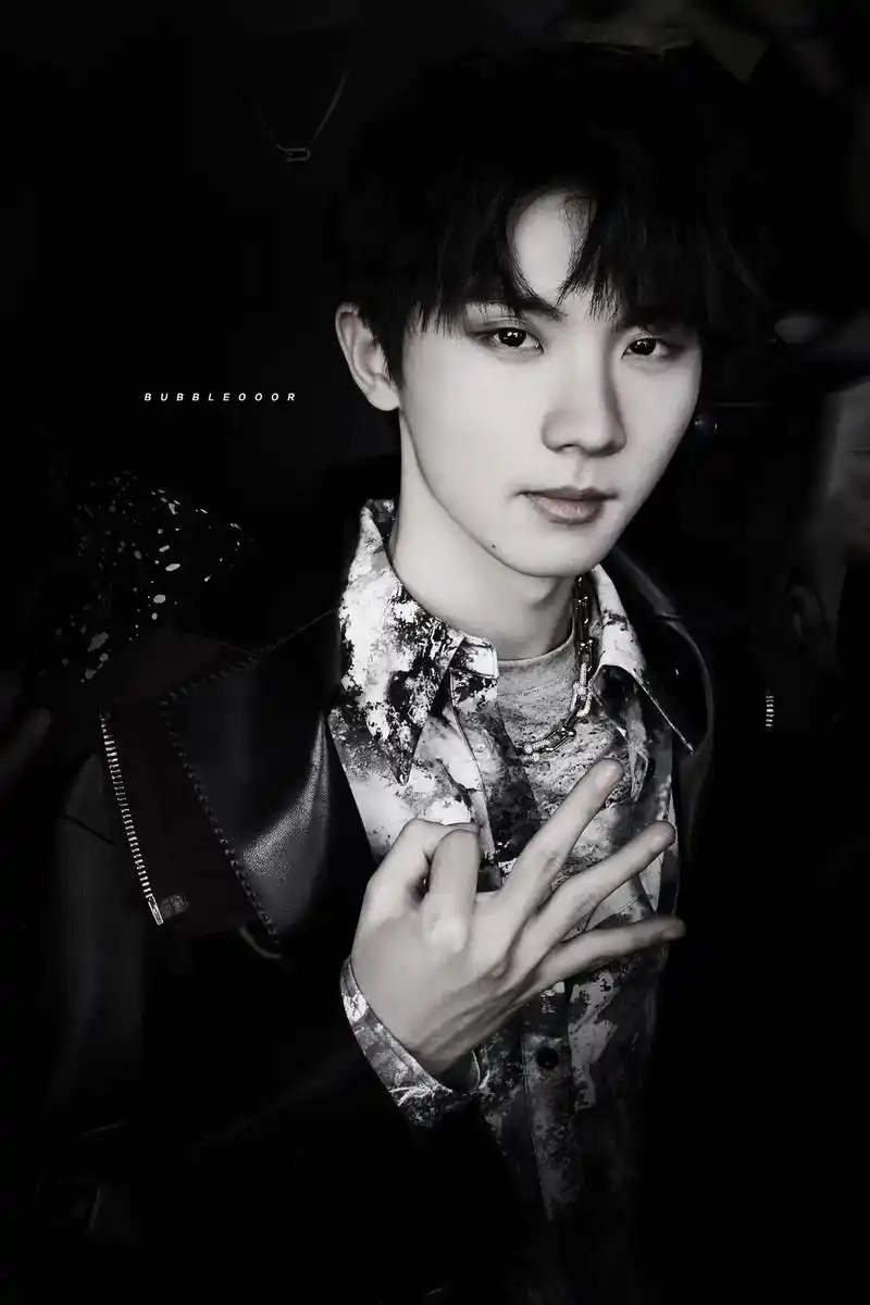 马嘉祺 #钓系 #a爆了 #氛围感 #禁欲系 @抖音小助手 - 抖音