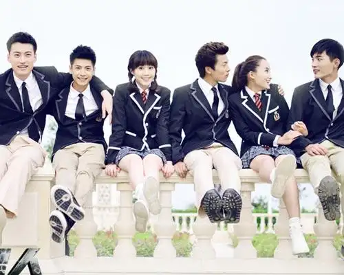 《你好外星人》曝清凉剧照 超能少年玩转校园"