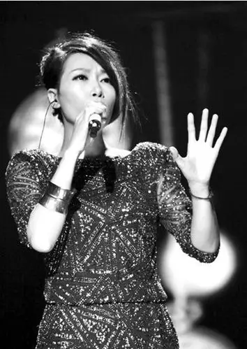 第二场选拔赛,9组选手争夺5个名额,最后福建"好声音"金池无悬念晋级十