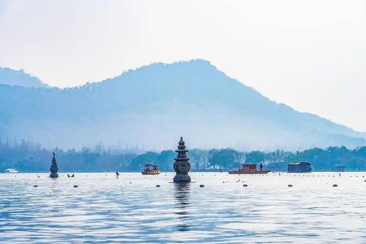 杭州三潭印月:探寻西湖美景的秘密_美食_可以在_地方