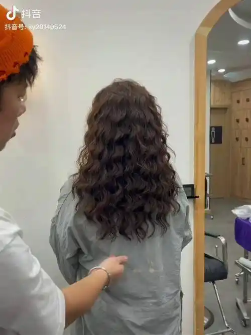 层层叠叠泡面头羊毛卷泡面卷烫发dou小助手