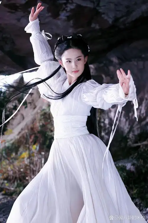 刘亦菲小龙女剧照|最爱的一套衣服