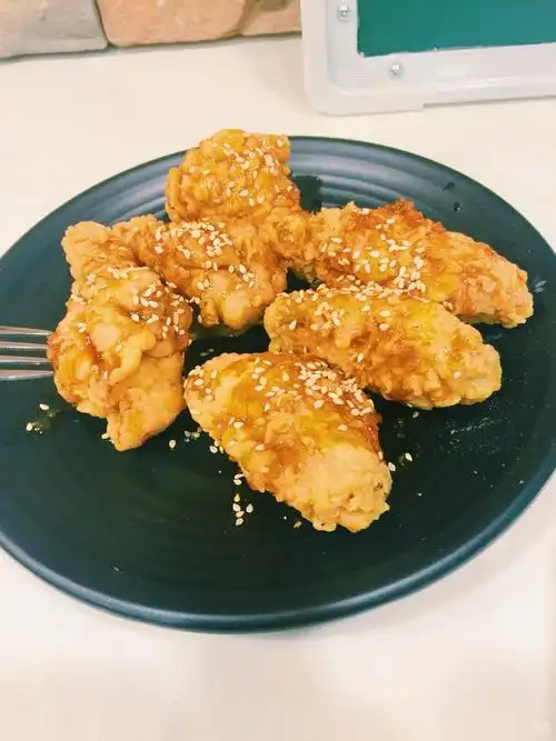 日韩料理 温岭市 第一人民医院 超凡炸鸡啤酒屋  特色菜 韩式鸡腿(小)