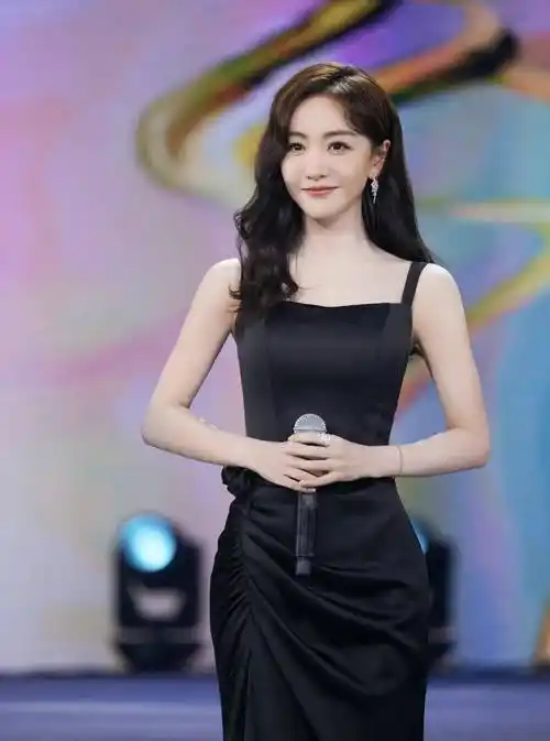 女星杨蓉写真集:颜值担当,女神魅力