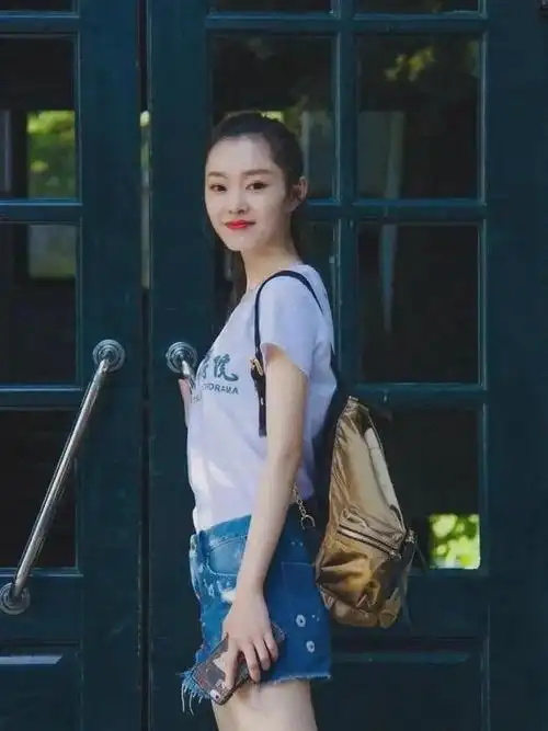 宋轶大学时期照片一看就是上学期间会被很多人暗恋的女孩子