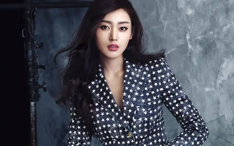 张天爱性感时尚写真图片桌面壁纸