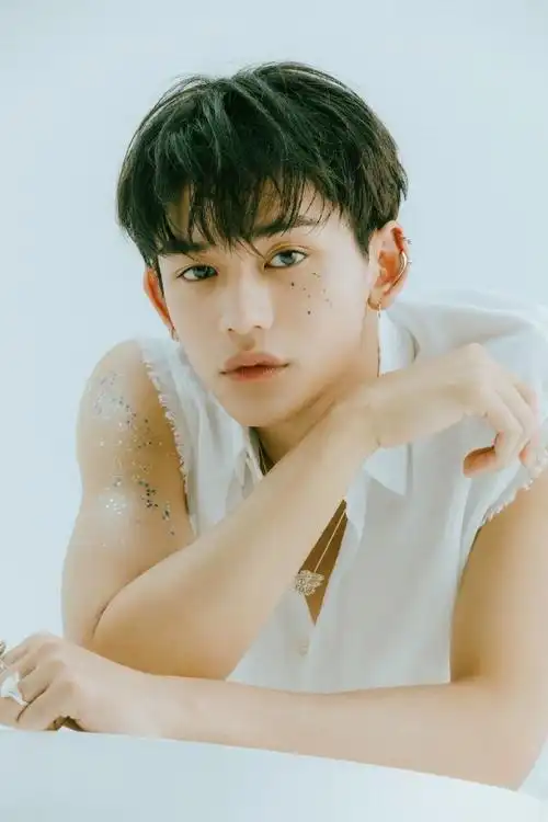 黄旭熙0125生日快乐