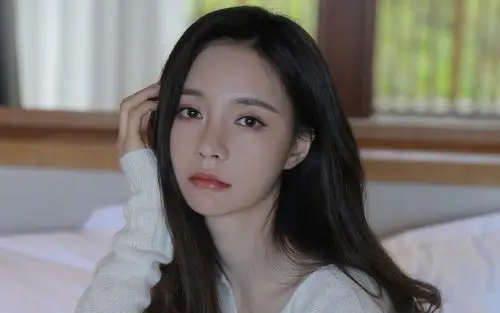 沈梦辰清新优雅高清桌面壁纸