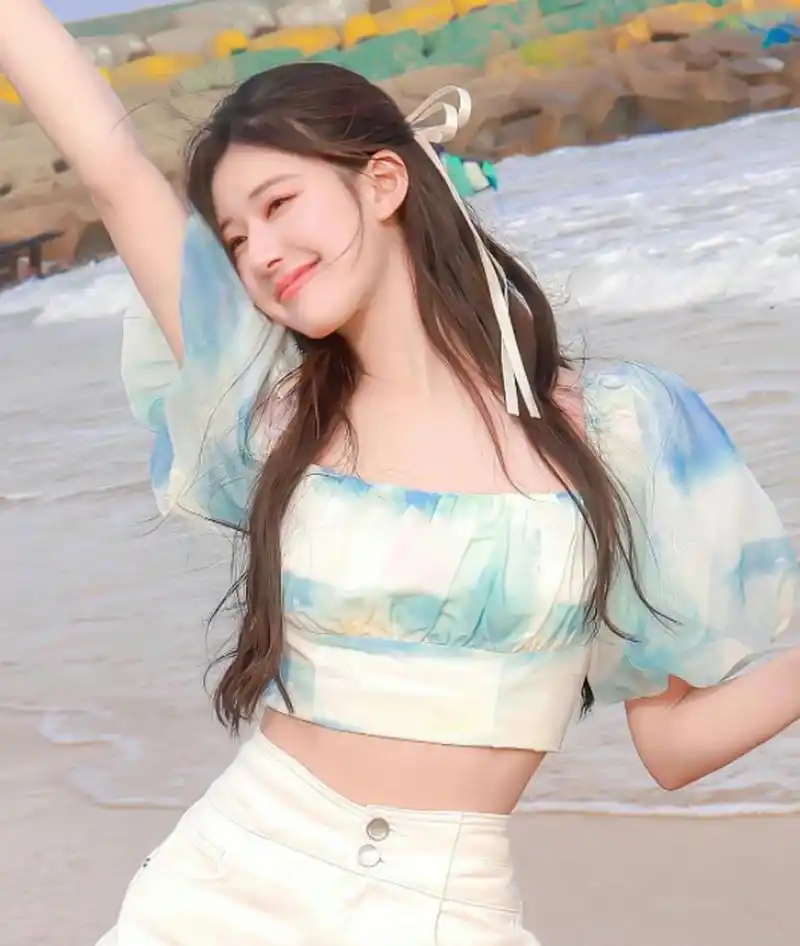 赵露思的惊艳美图真是太美了,让人流连忘返,美丽难以言喻!