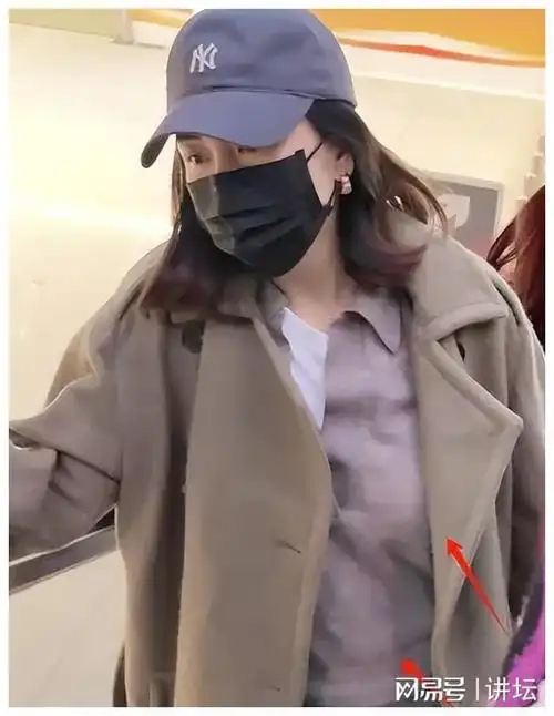 王鸥生产后首次现身孕肚显眼难掩孕味状态疲惫紧急复工