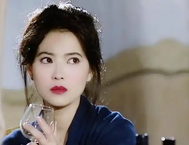 美人不保-蓝洁瑛