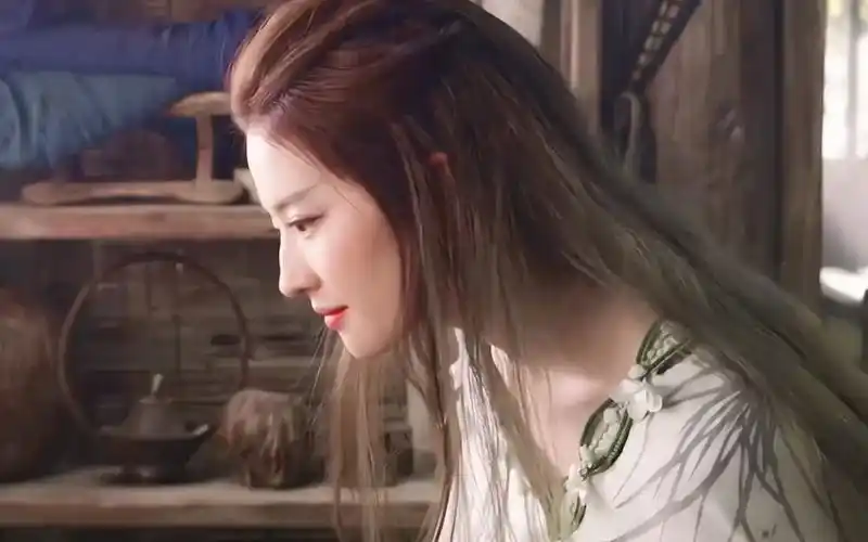 刘亦菲 不管是凡人素素还是青丘白浅都那么美,你们怎么评价#女神