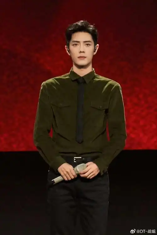 敬礼给我看!""因为.太帅啦!"@x玖少年团肖战daytoy#王牌部队肖战