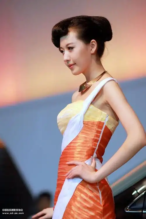 长春车展人像 精致超模张紫薇