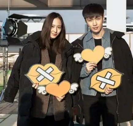 图郑秀晶电视剧主演女神季与邓伦上演跨国恋
